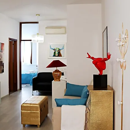 Apartman Domus Aurum - Raffinato E Confortevole In Centro Storico Fuori Dalla Ztl *